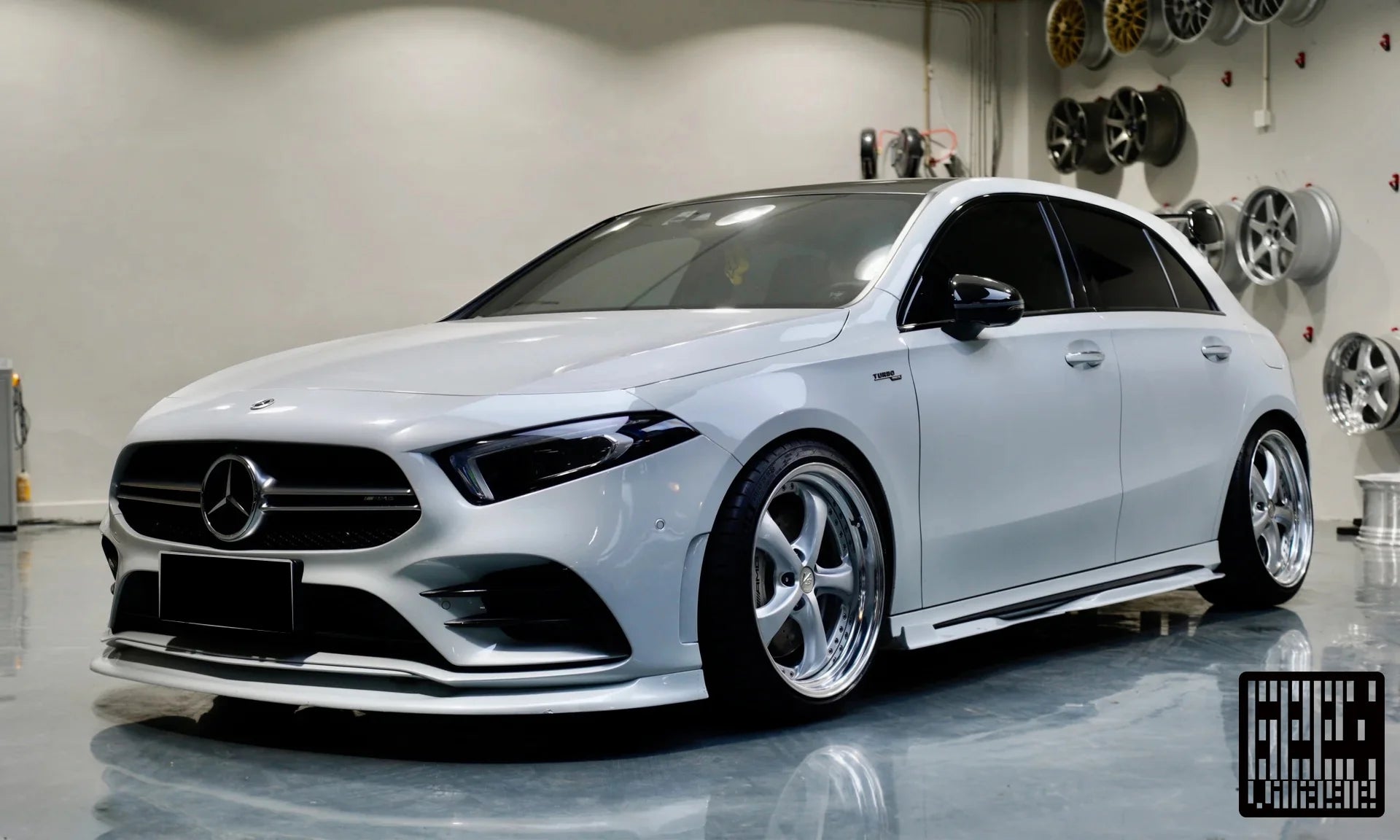 Geex Village Punkt Style Front Lip for Mercedes-Benz A-Class W177