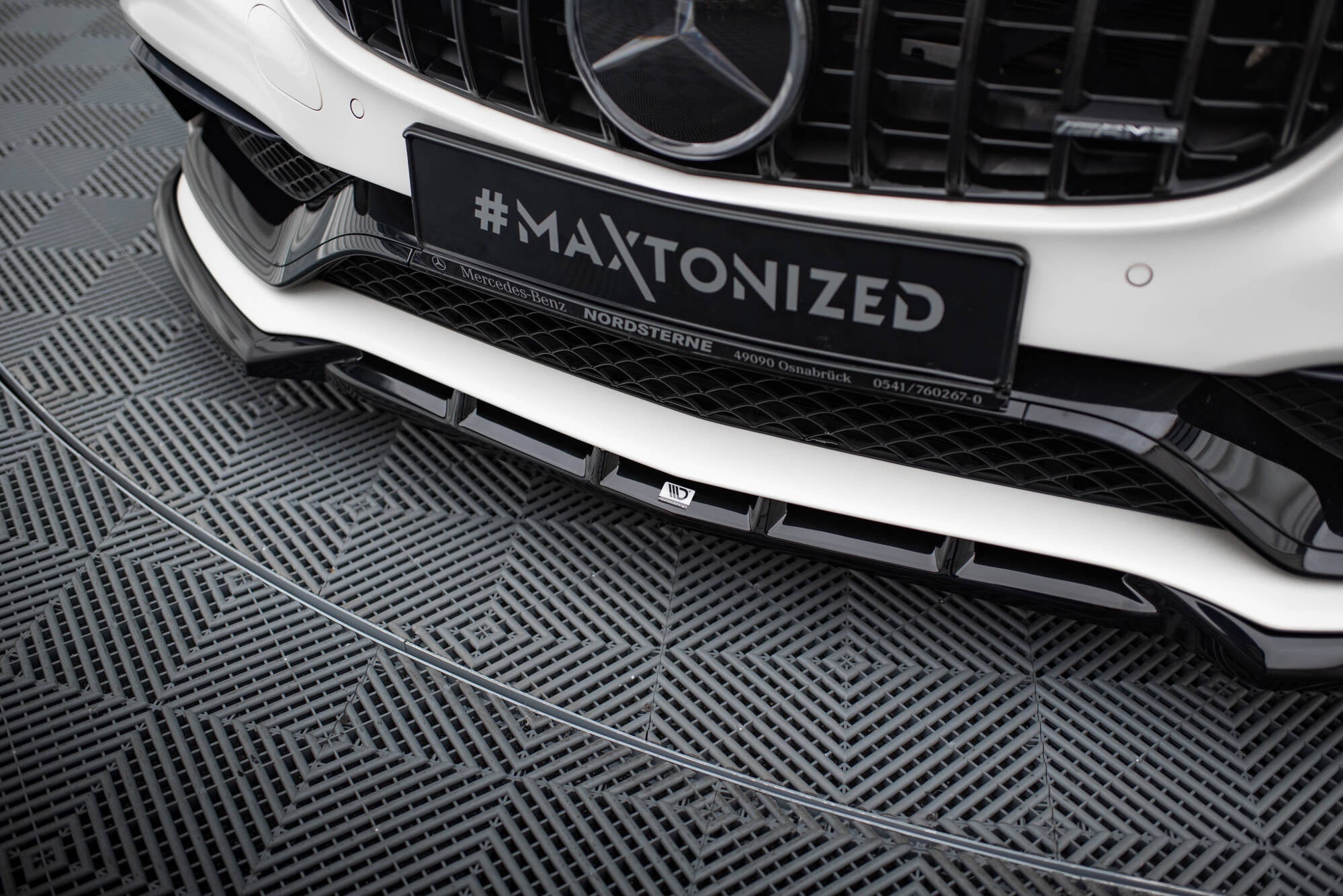 Mercedes-AMG C63 (W205/S205) Front Splitter V.2